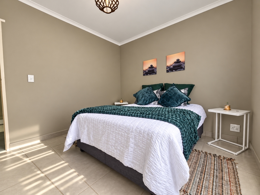 3 Bedroom Property for Sale in Brittania Beach Estate Western Cape
